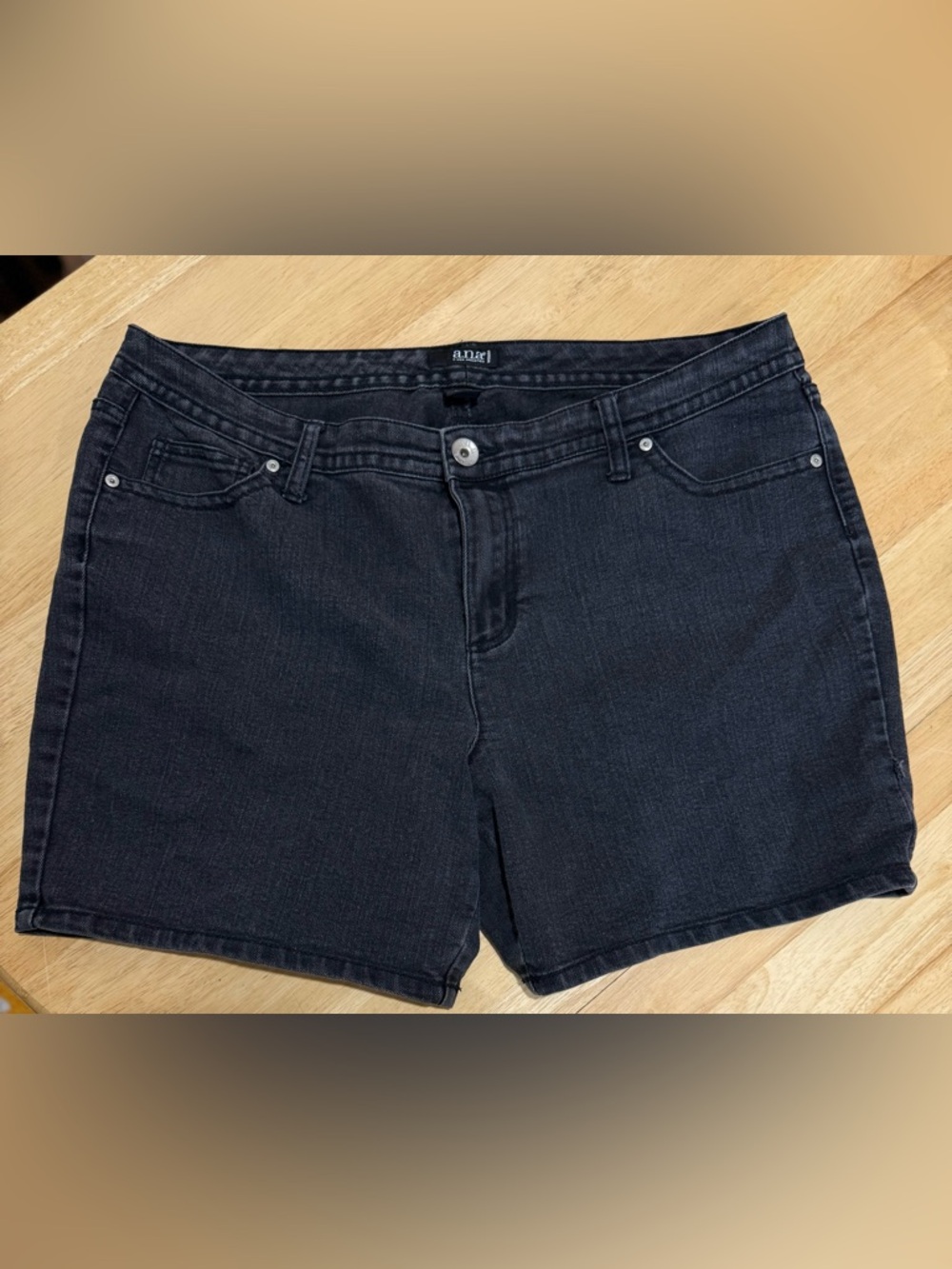 EUC A.N.A - A New Approach women’s Jean shorts, sz 18, like new